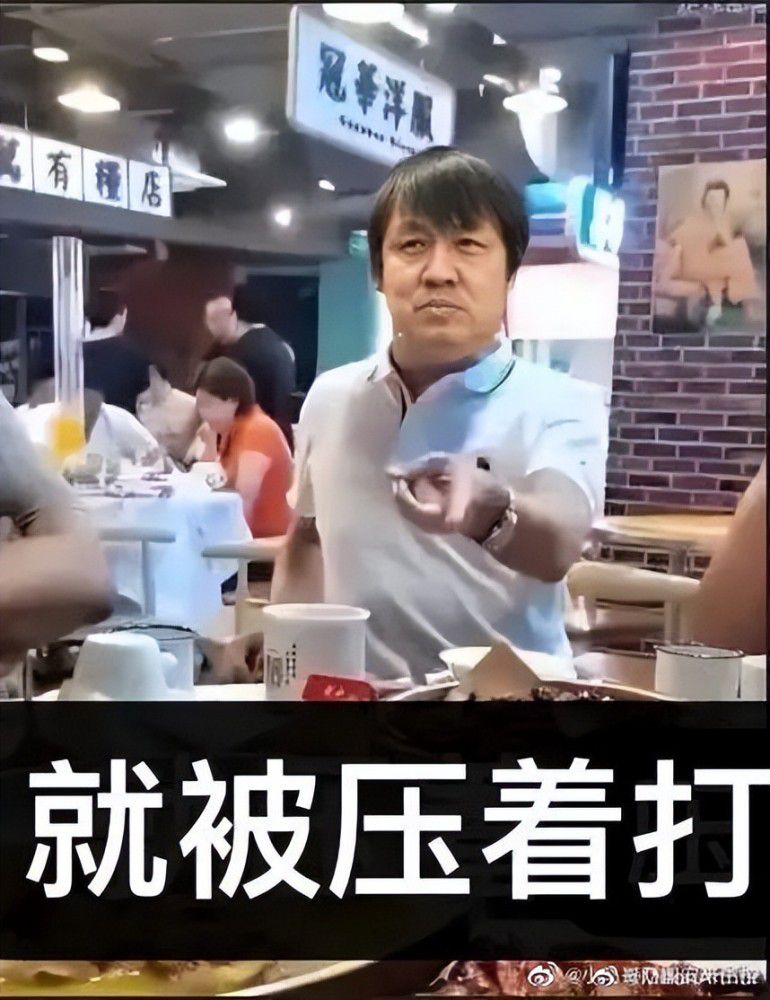 何珮瑜何珮瑜拍摄前2个月就开始学开枪和;黑暗骑士本人一样，新的《蝙蝠侠》电影一切都来得颇为神秘